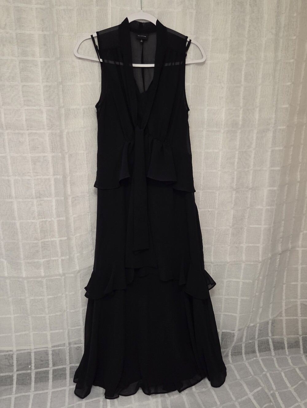 Who What Wear Elegant Black Sleeveless Tie-Neck Maxi Dress